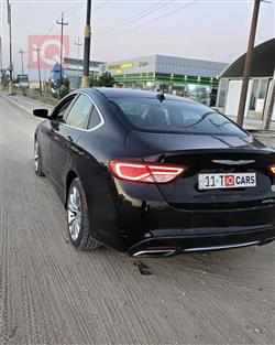 کرایسلەر 200